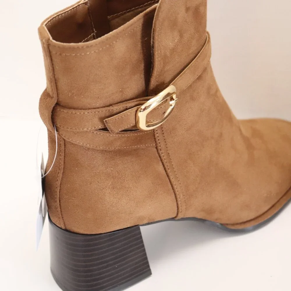 Liz Claiborne Women's Tan‎ Swede Boots New with Tags and Zippers on Sides